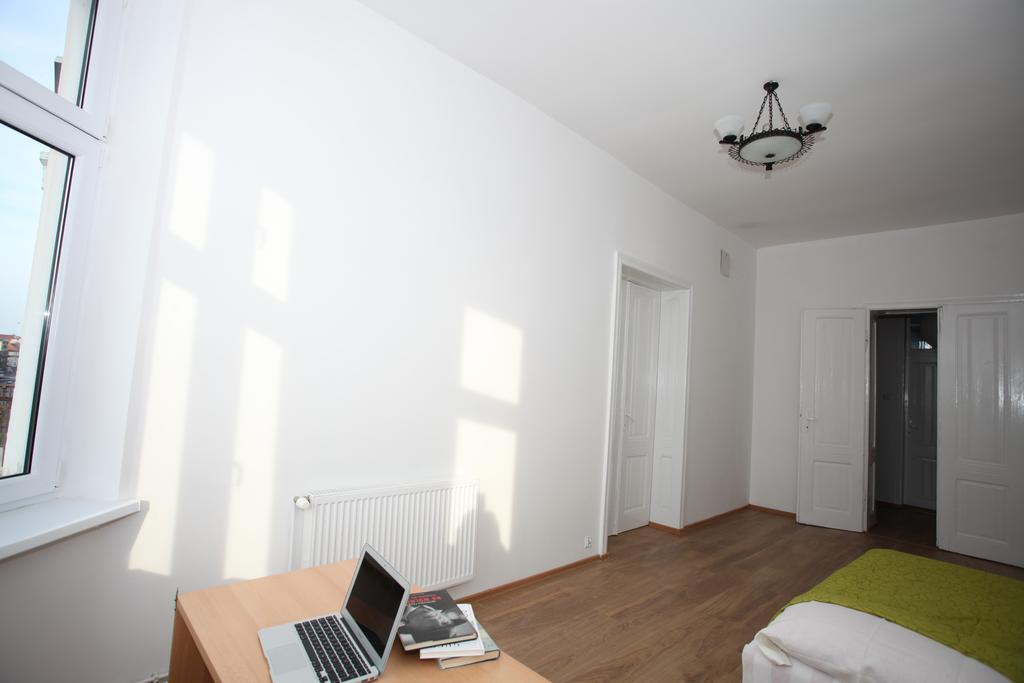 Przestronny Apartament Appartement Kaliszki Kamer foto