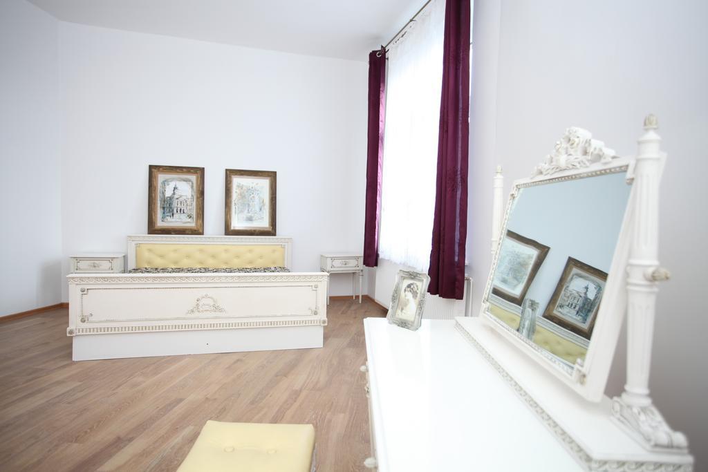Przestronny Apartament Appartement Kaliszki Kamer foto